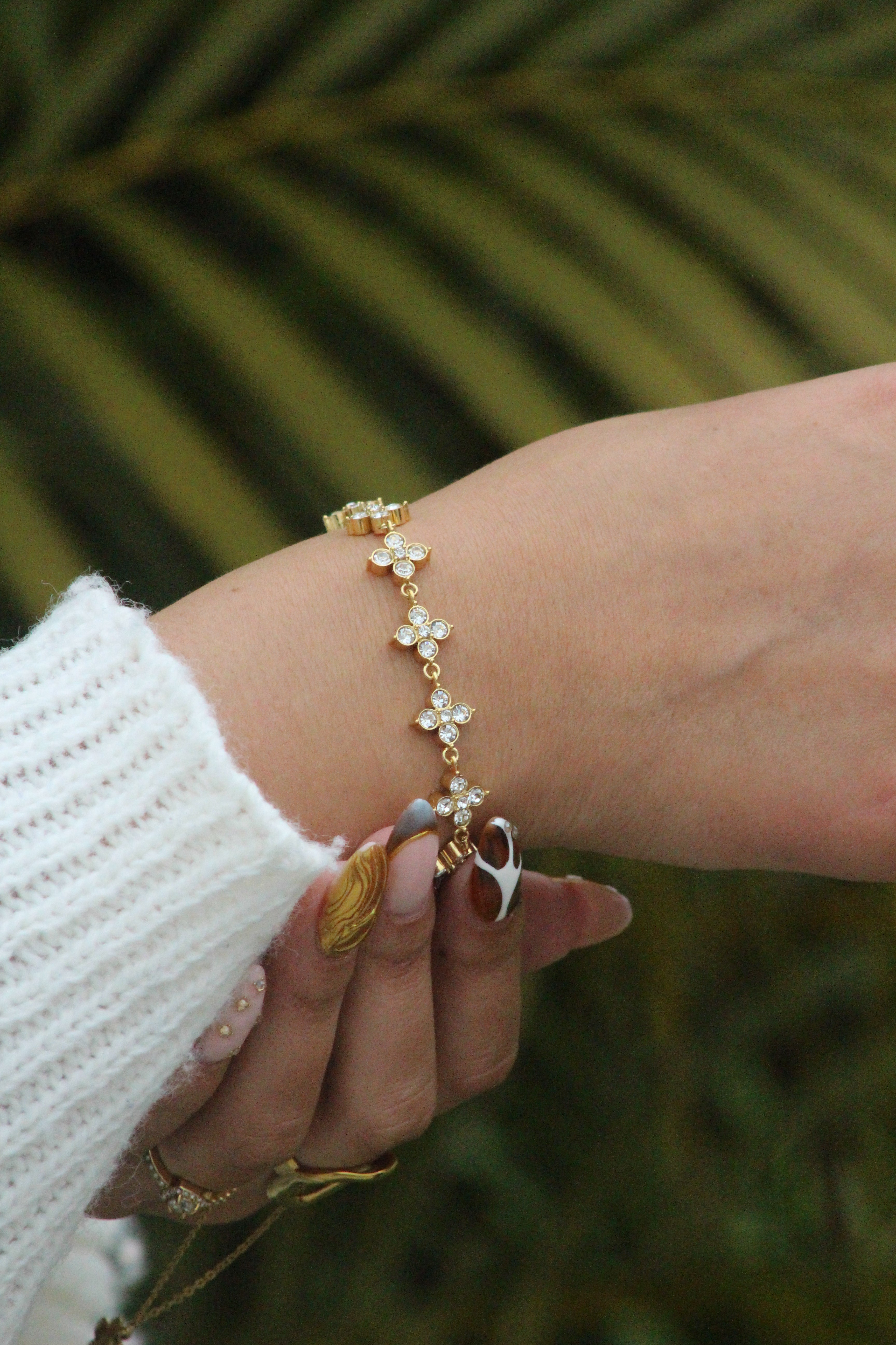 Bracelet fleur élégant