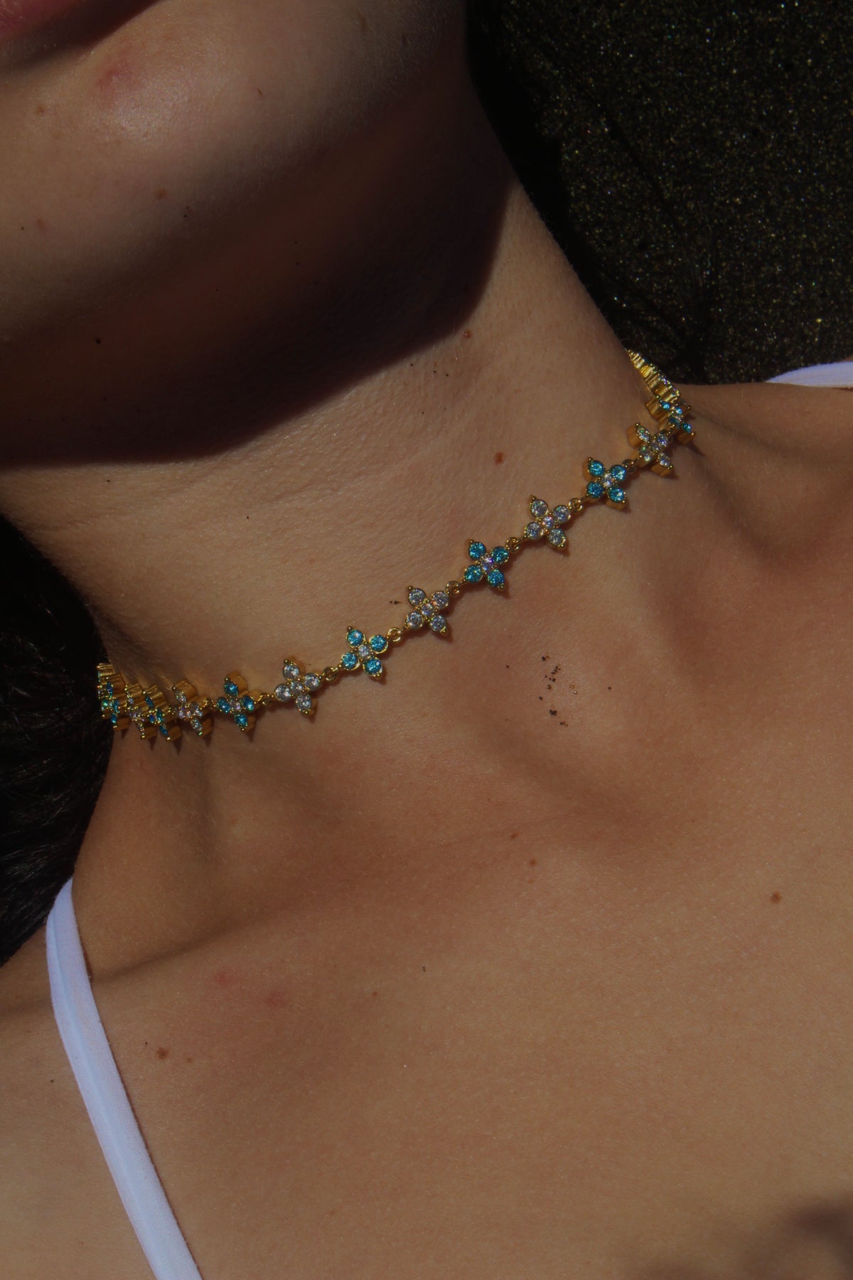 Collier fleur élégant