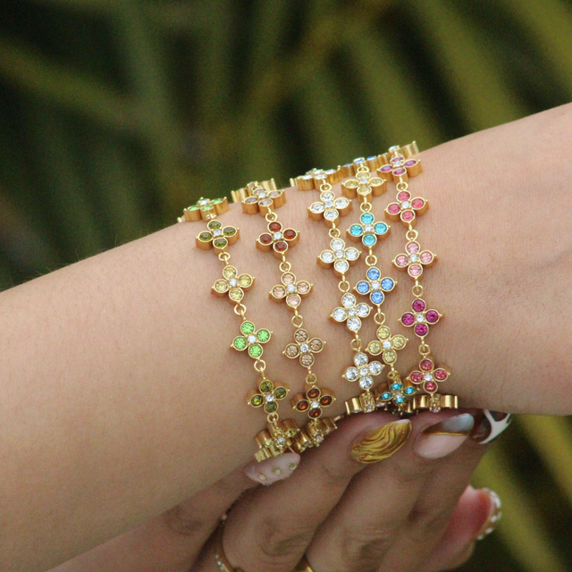 Bracelet fleur élégant