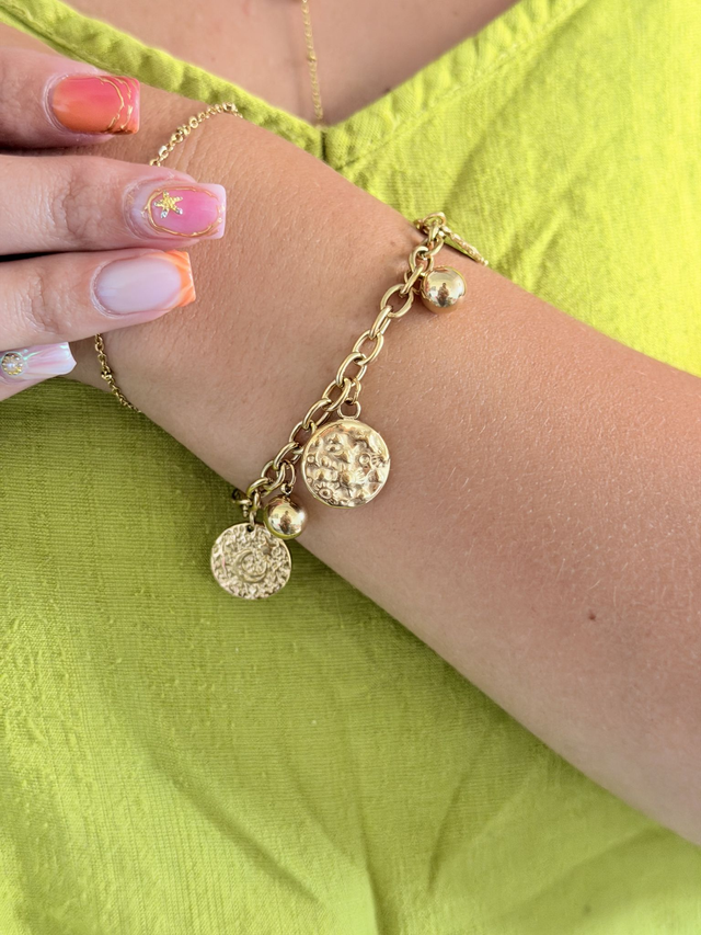 Bracelet breloque médaille